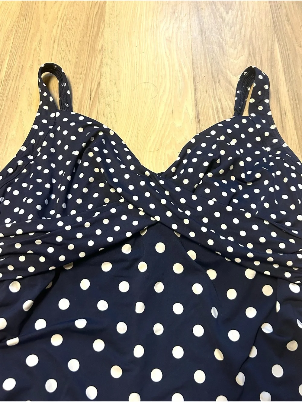 Lands End Tankini Swimsuit Top Women Sz 14 Navy Polka Dot Wrap Underwire UPF 50